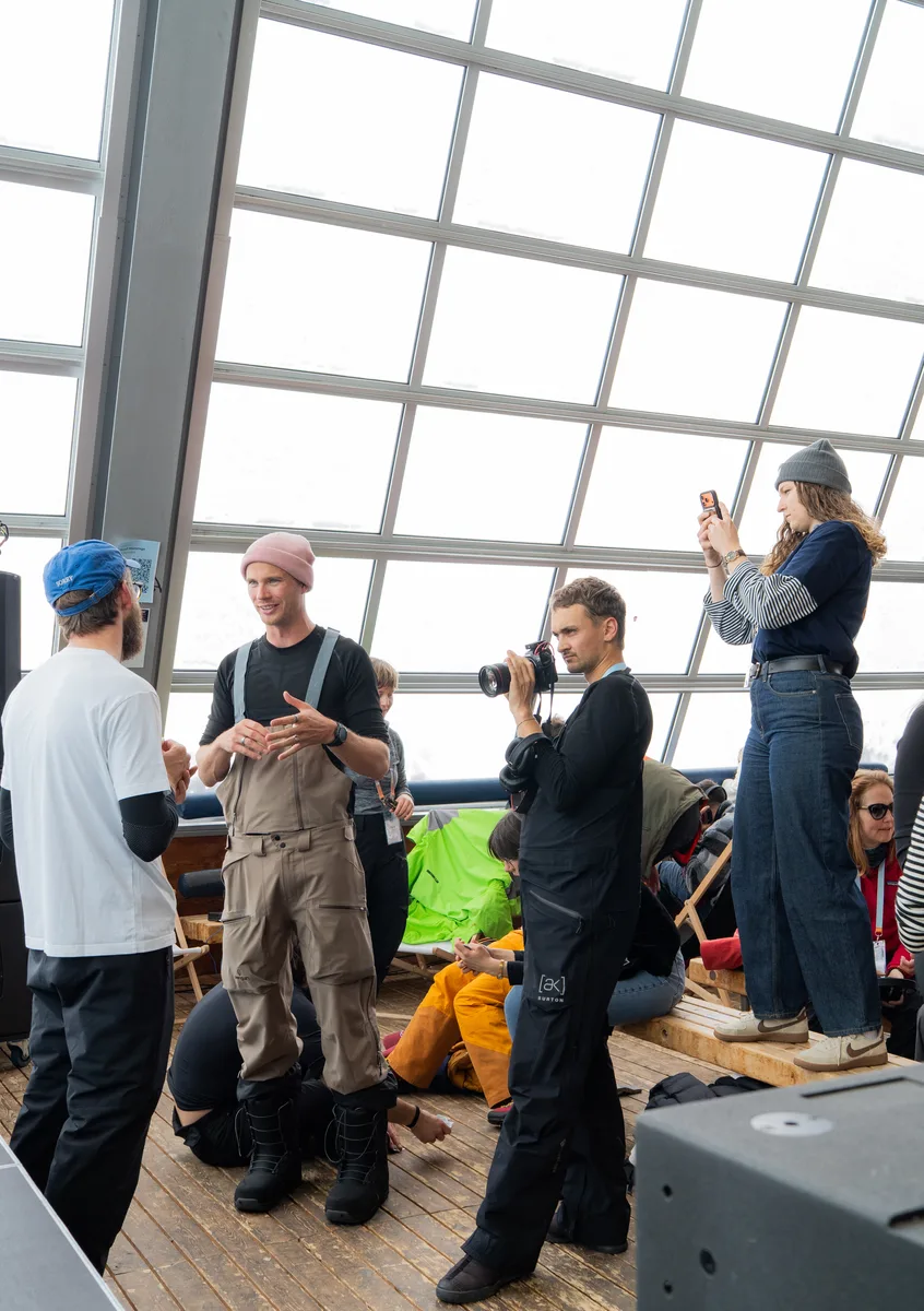 SKInnovation crew on stage