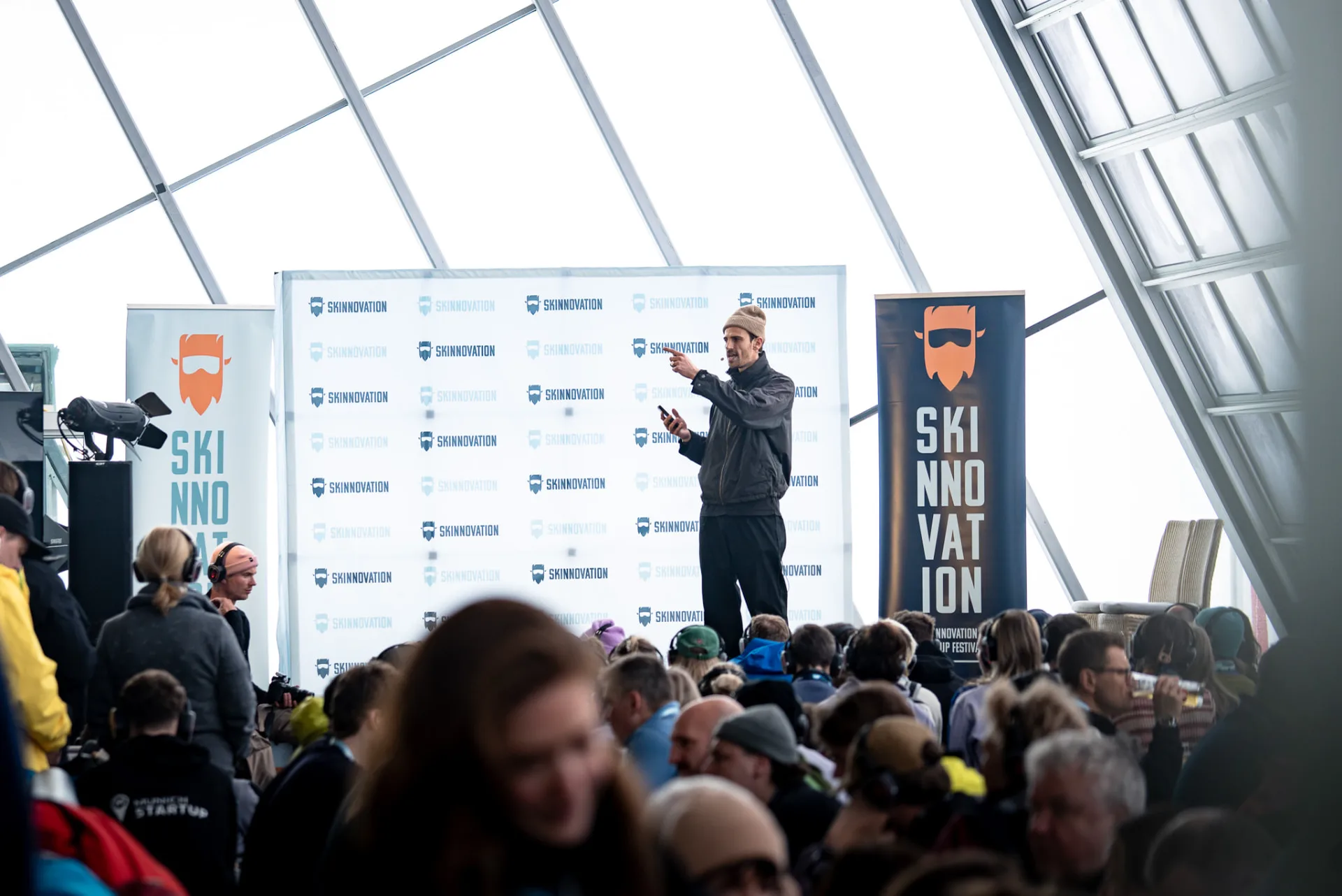 Interactive stage session at SKInnovation with active audience